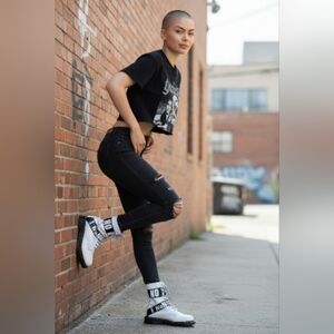 Dr Martens Sex Pistols 1490 White Unisex Boots Size 7L 6M